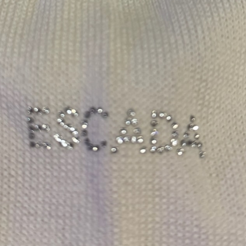 Escada / White and Navy Zip-Up - Picture 3 of 5